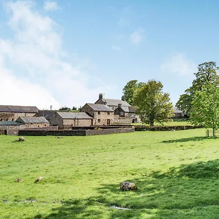 Nyaraló Christine's Stable Crosby Ravensworth
