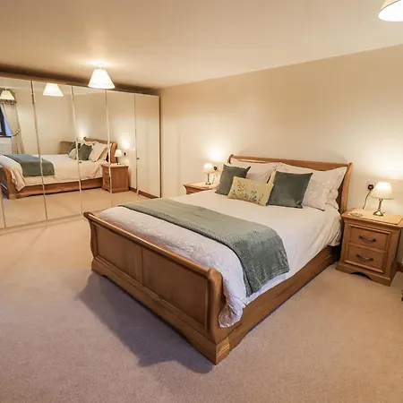 Christine's Stable * Crosby Ravensworth